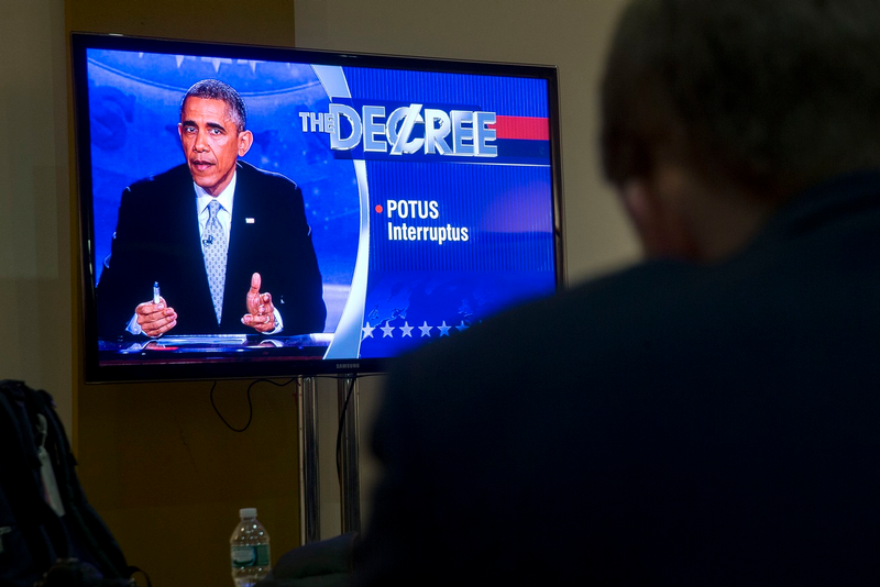 Illustration for article titled President Obama Performs Scripted Segments on Tonight's Colbert Report